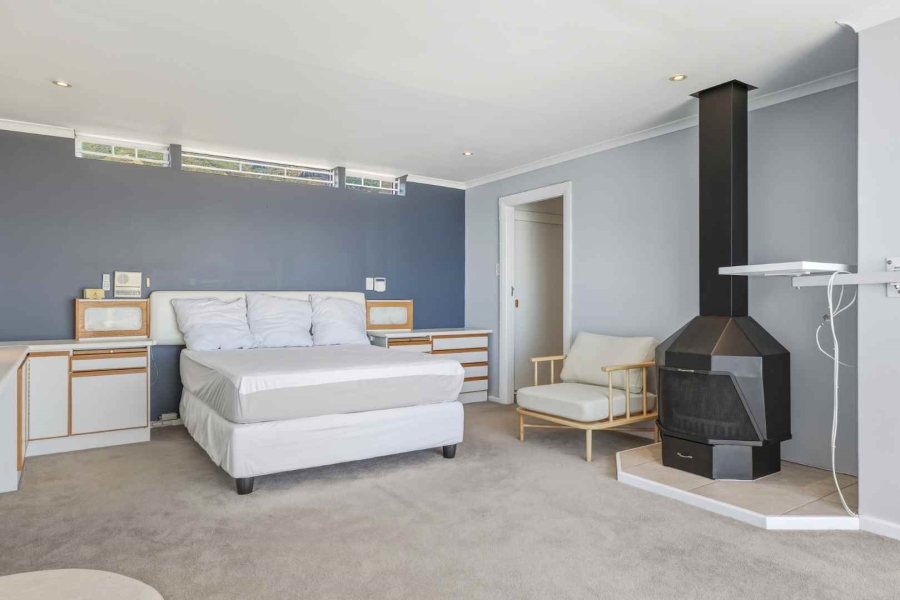 To Let 4 Bedroom Property for Rent in Camps Bay Western Cape